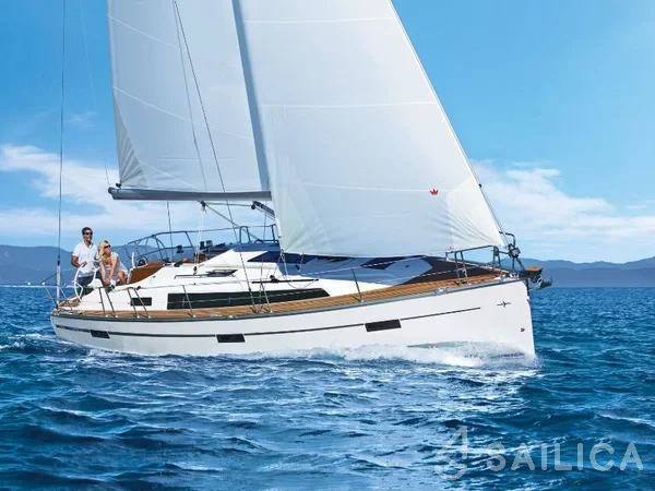 Bavaria 37 Cruiser - Yacht Charter Sailica