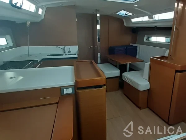 Sun Odyssey 440 - Yacht Charter Sailica