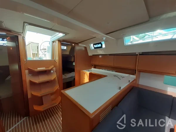 Bavaria C45 - Yacht Charter Sailica