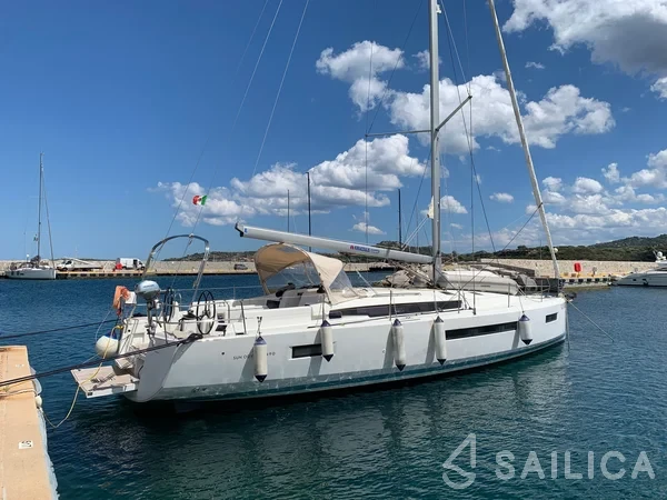 Sun Odyssey 490 - Yacht Charter Sailica