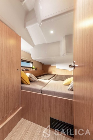 Bavaria C38 - Yacht Charter Sailica