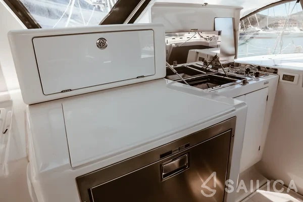 Sun Loft 47 - Yacht Charter Sailica