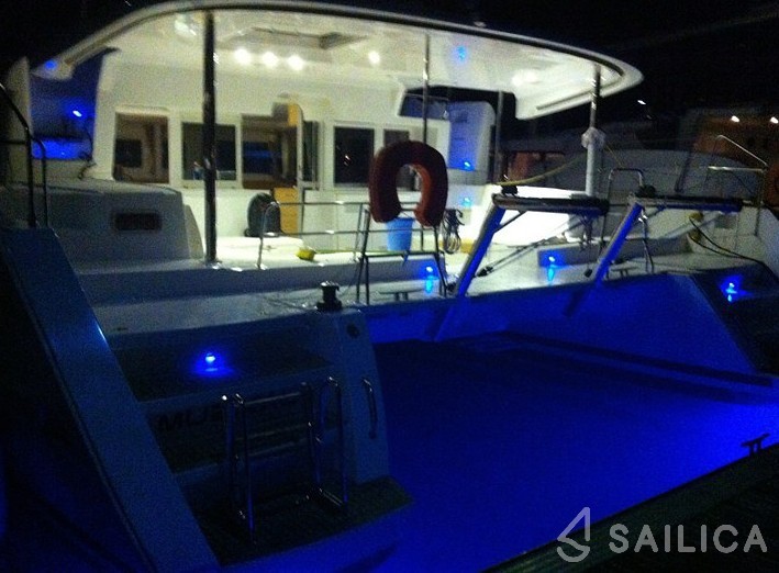 Lagoon 450 - Yacht Charter Sailica