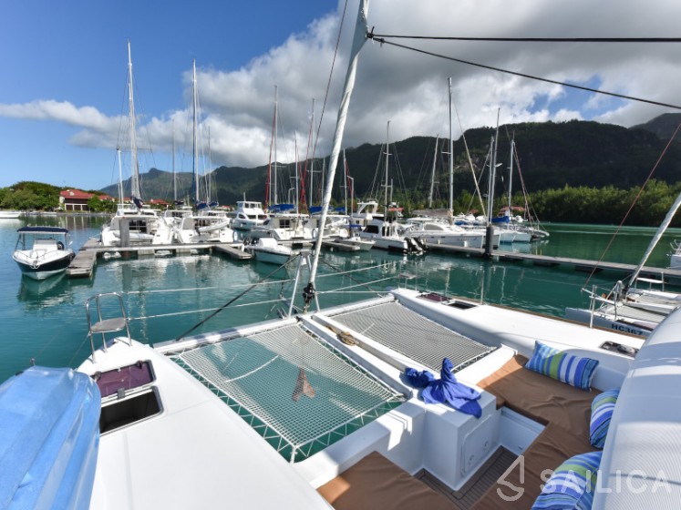 Lagoon 450 - Yacht Charter Sailica