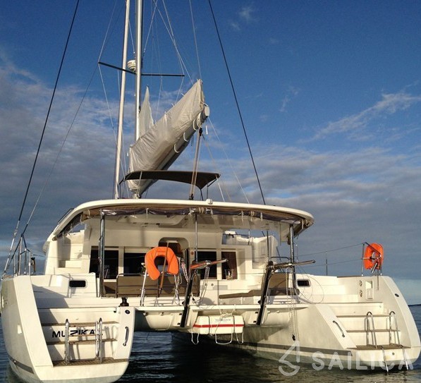 Lagoon 450 - Yacht Charter Sailica