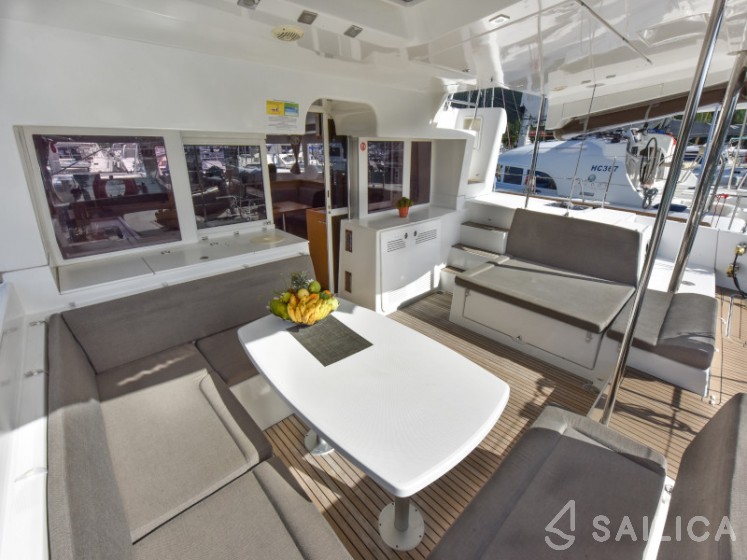 Lagoon 450 - Yacht Charter Sailica