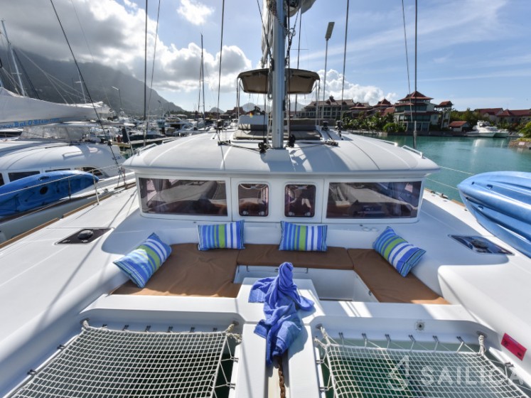 Lagoon 450 - Yacht Charter Sailica