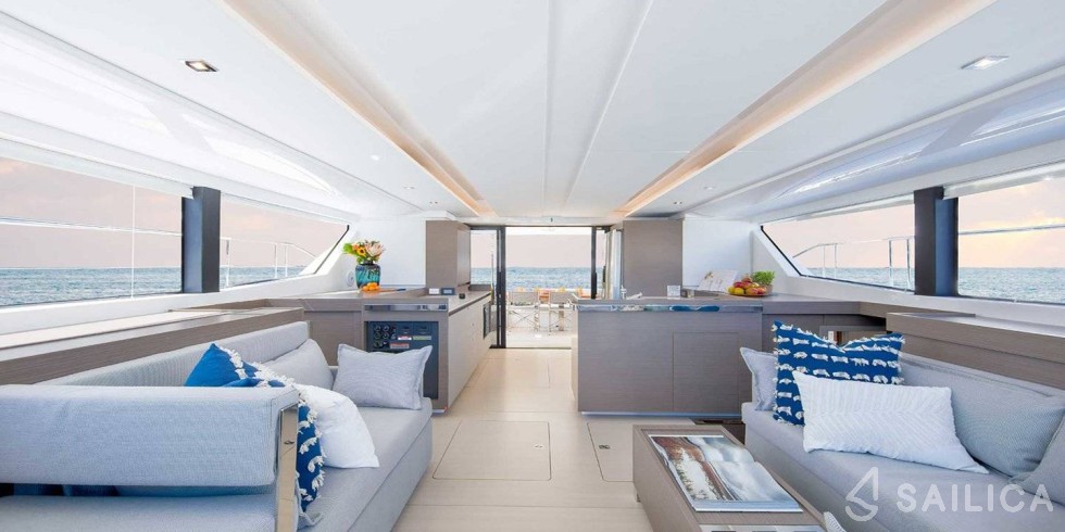Leopard 46PC - Yacht Charter Sailica