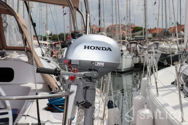 Elan 45 Impression - Yacht Charter Sailica