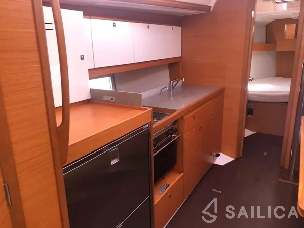Dufour 390 - Yacht Charter Sailica