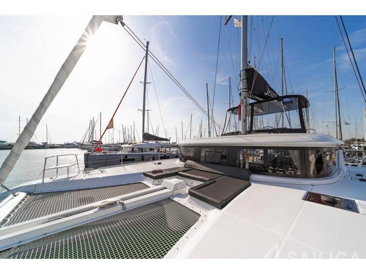 Lagoon 46  - Yacht Charter Sailica