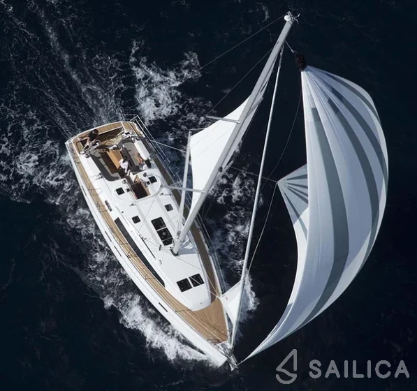 Bavaria 46 Cruiser - Yacht Charter Sailica