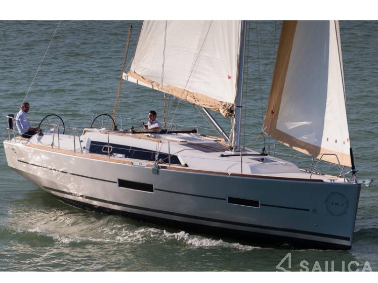 Dufour 382 GL - Yacht Charter Sailica