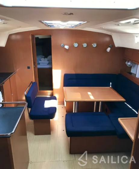 Bavaria 45 Cruiser - Yacht Charter Sailica