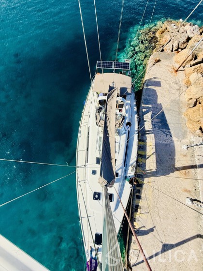 Oceanis 50 Family - Yacht Charter Sailica
