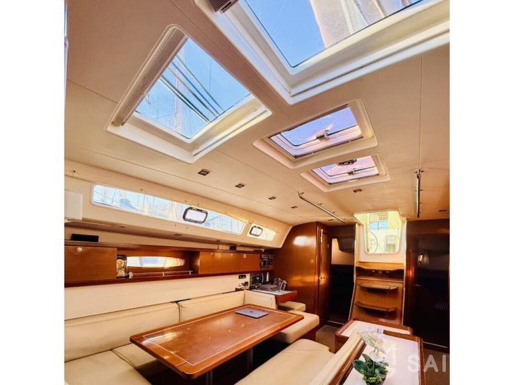 Oceanis 50 Family - Yacht Charter Sailica