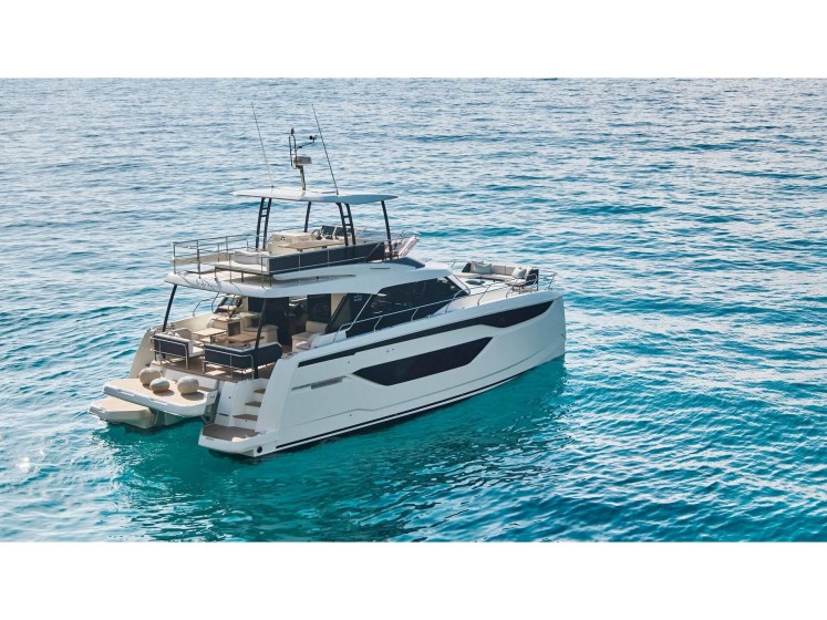 Prestige M48 - Yacht Charter Sailica