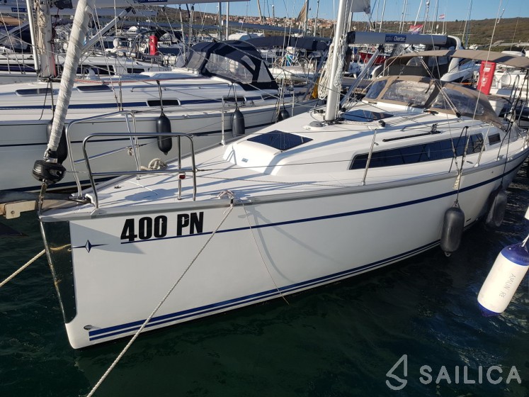 Bavaria 34 Cruiser - Yacht Charter Sailica