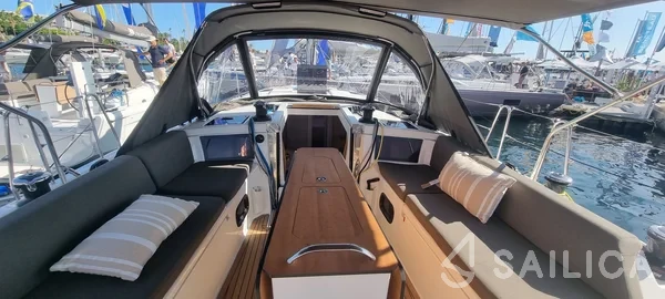 Dufour 44 - Yacht Charter Sailica