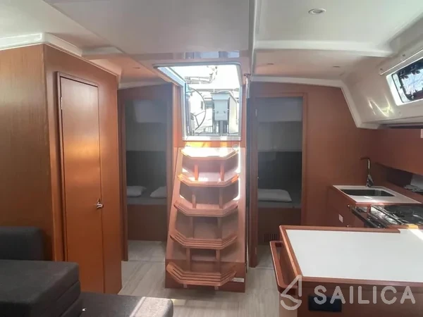 Bavaria C42 - Yacht Charter Sailica