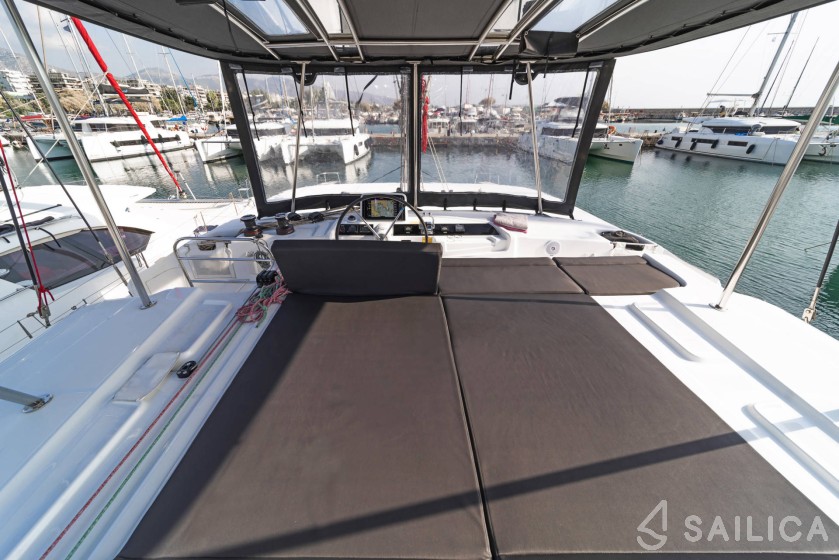 Lagoon 46  - Yacht Charter Sailica