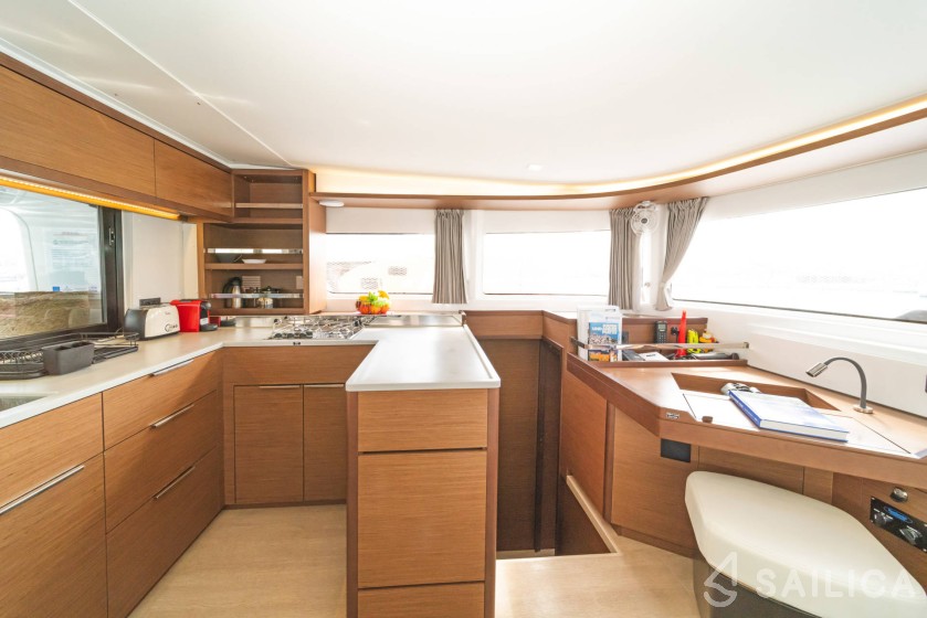 Lagoon 46  - Yacht Charter Sailica