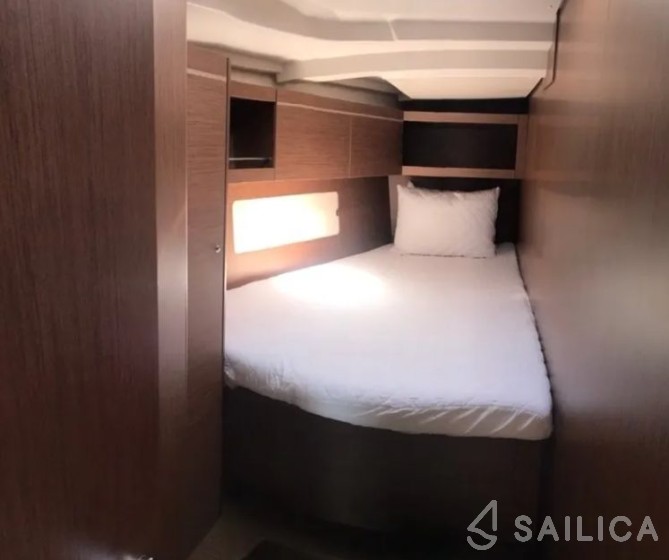 Oceanis 46.1 - Yacht Charter Sailica