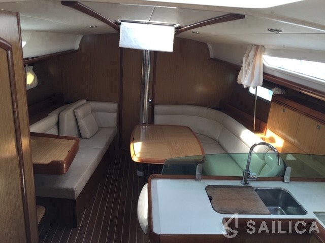 Sun Odyssey 39i - Yacht Charter Sailica
