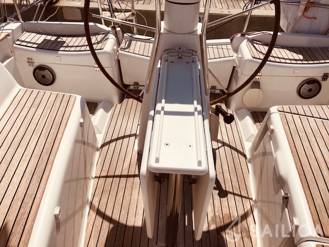 Sun Odyssey 36i - Yacht Charter Sailica