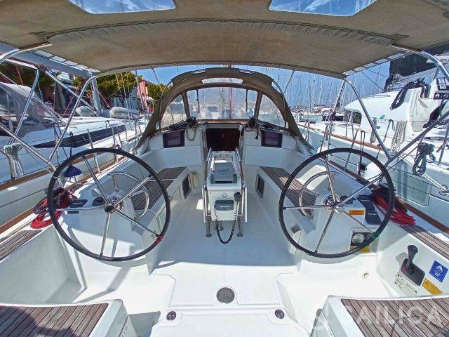 Sun Odyssey 379 - Yacht Charter Sailica