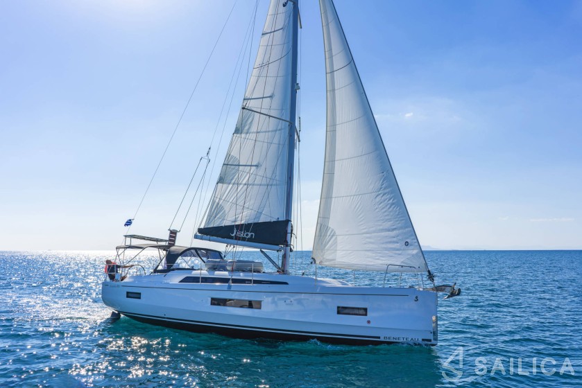 Oceanis 40.1 - Yacht Charter Sailica
