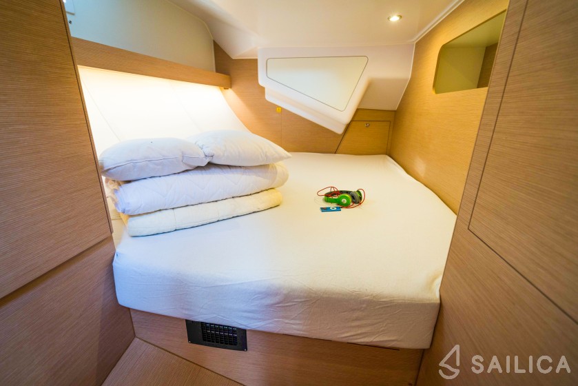 Elan 50 Impression - Yacht Charter Sailica
