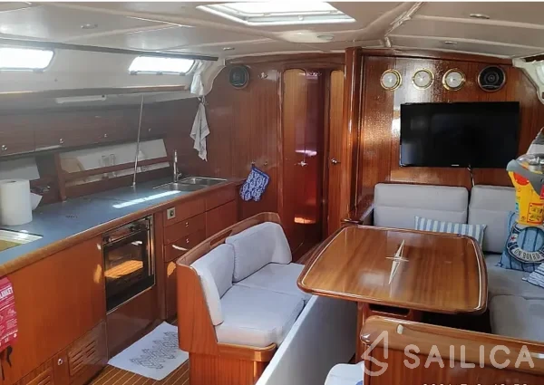 Bavaria 44 - Yacht Charter Sailica