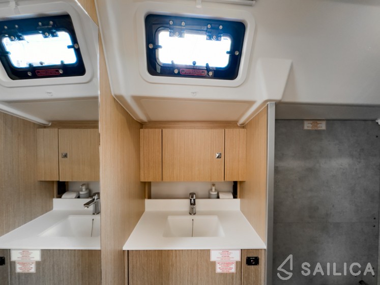 Bavaria C38 - Yacht Charter Sailica