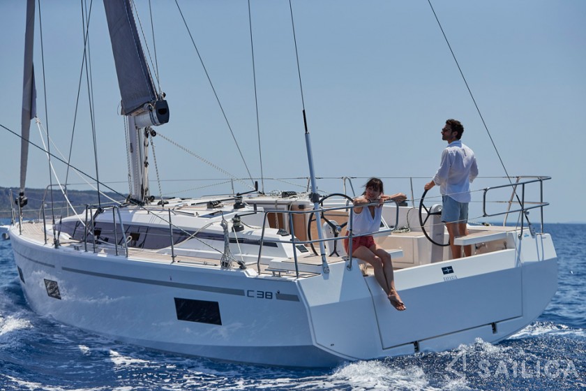 Bavaria C38 - Yacht Charter Sailica