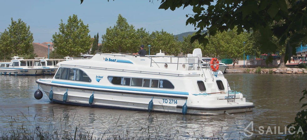 Le Boat Calypso - Yacht Charter Sailica