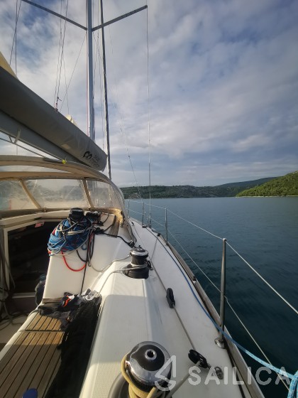 First 35 - Yacht Charter Sailica