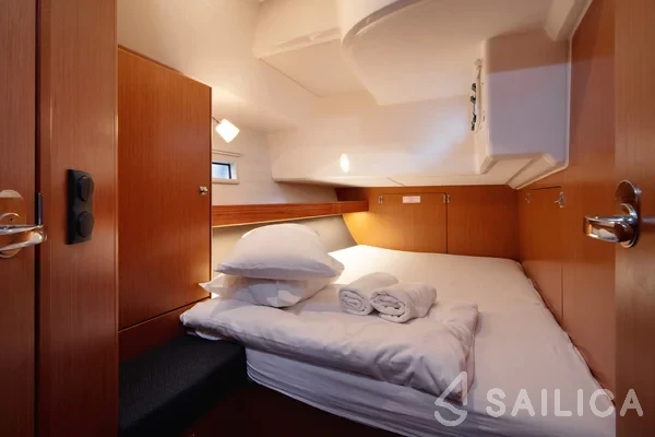 Bavaria 46 Cruiser - Yacht Charter Sailica