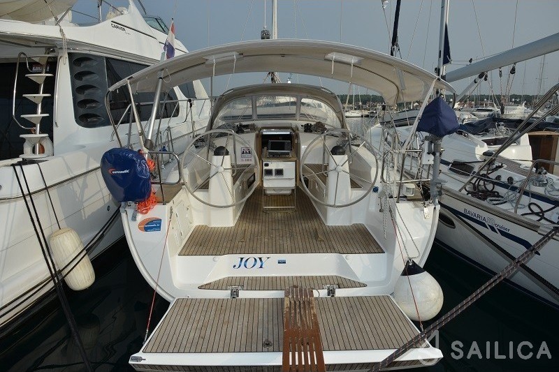 Bavaria 40 Cruiser - Yacht Charter Sailica