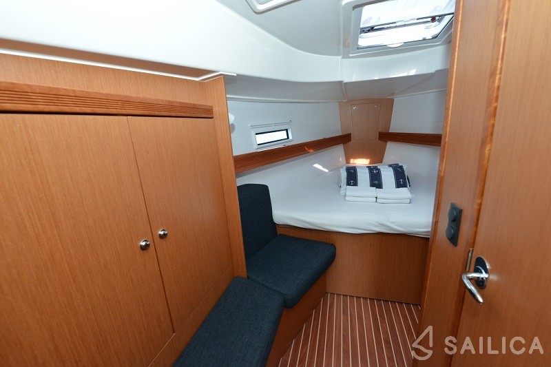 Bavaria 40 Cruiser - Yacht Charter Sailica