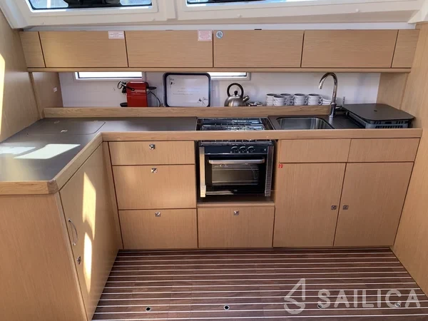 Bavaria 46 Cruiser - Yacht Charter Sailica