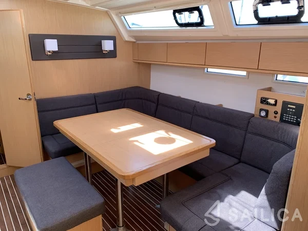Bavaria 46 Cruiser - Yacht Charter Sailica