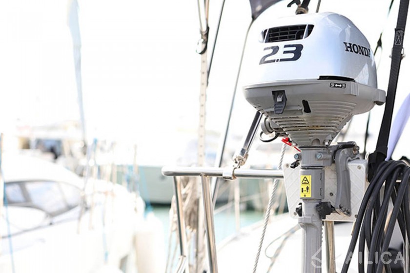 Bavaria 51 Cruiser - Yacht Charter Sailica