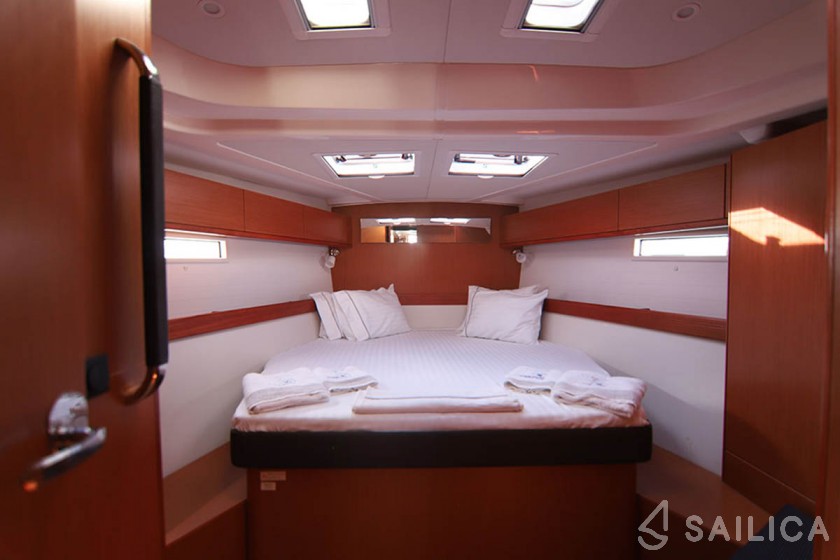 Bavaria 51 Cruiser - Yacht Charter Sailica
