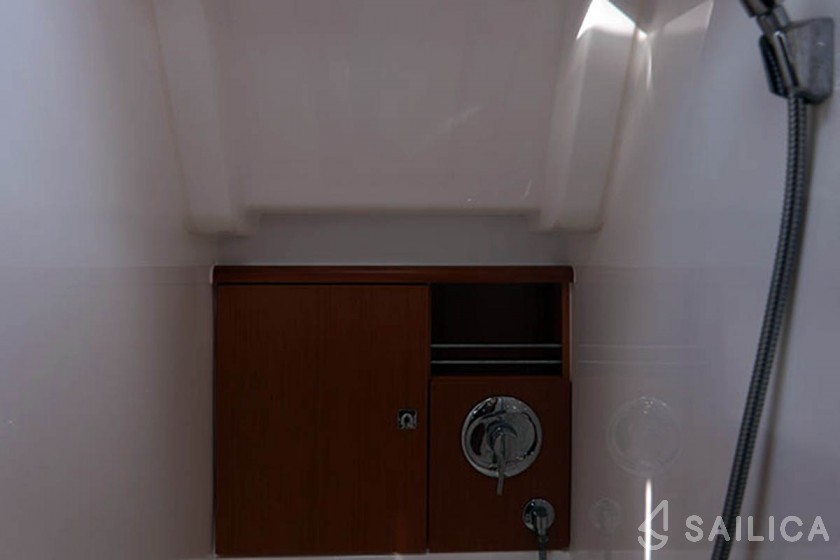 Bavaria 51 Cruiser - Yacht Charter Sailica