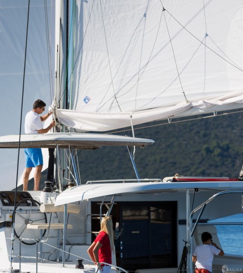 Lagoon 42 - Yacht Charter Sailica