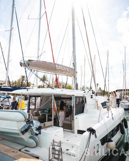 Bali 4.2 - Yacht Charter Sailica
