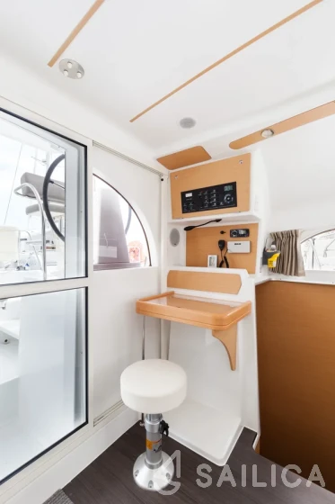 Lagoon 380 S2 - Yacht Charter Sailica