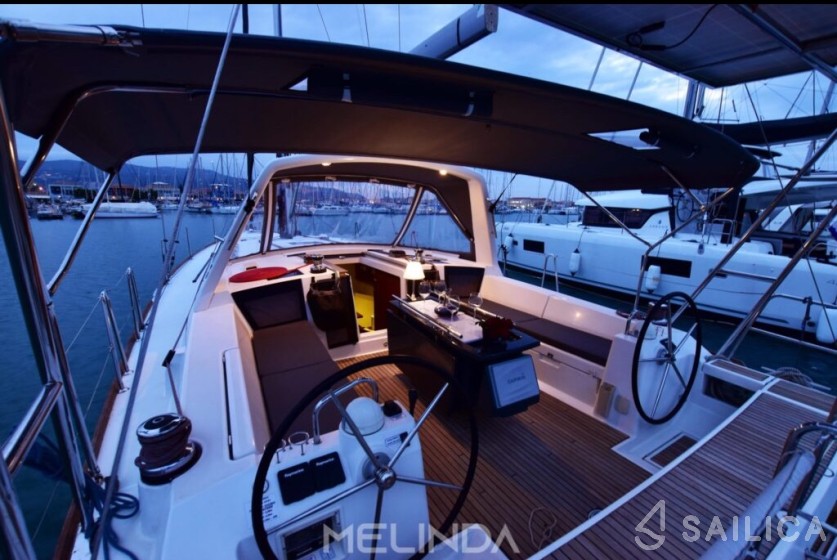 Oceanis 45 - Yacht Charter Sailica