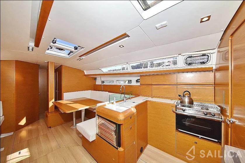 Sun Odyssey 449 - Yacht Charter Sailica
